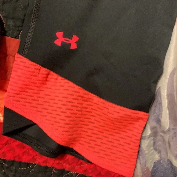 Under Armour legging —SOLD - Picture 2 of 8